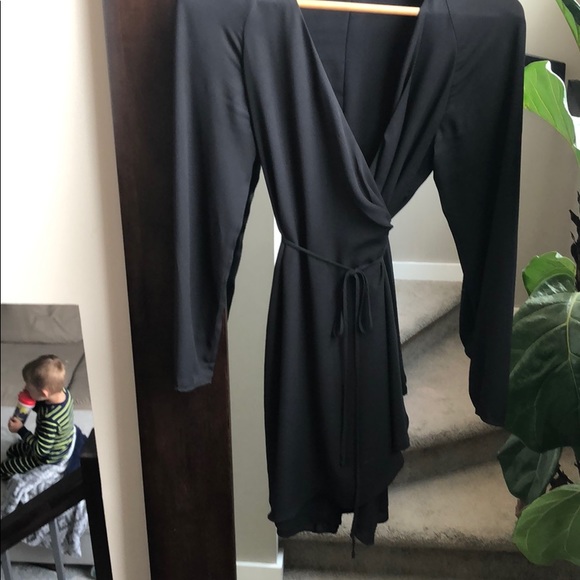 Babaton black long sleeve Wallace, wrap dress. - Picture 3 of 5